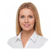Полина Попова